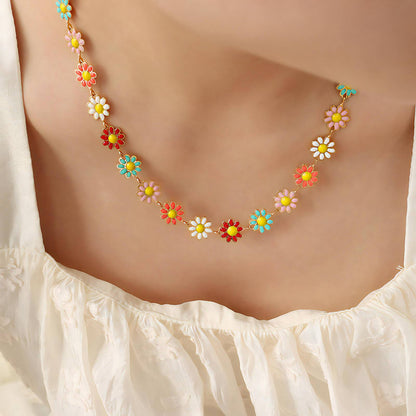 KIORA NECKLACE